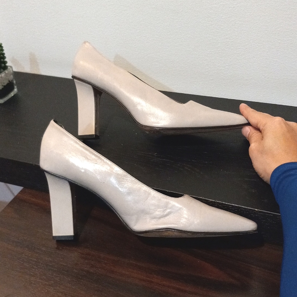 Vtg FENDI heels - Picture 4 of 12